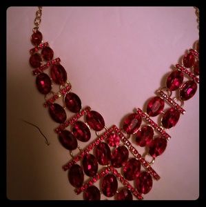 Necklace earrings set